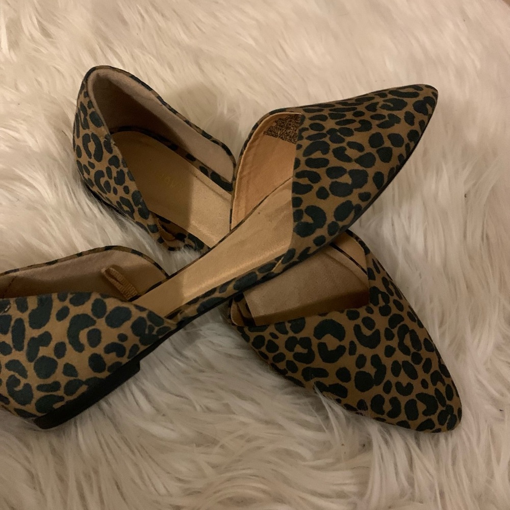Cheetah / leopard print flats